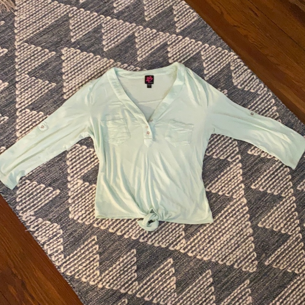 2b Bebe shirt